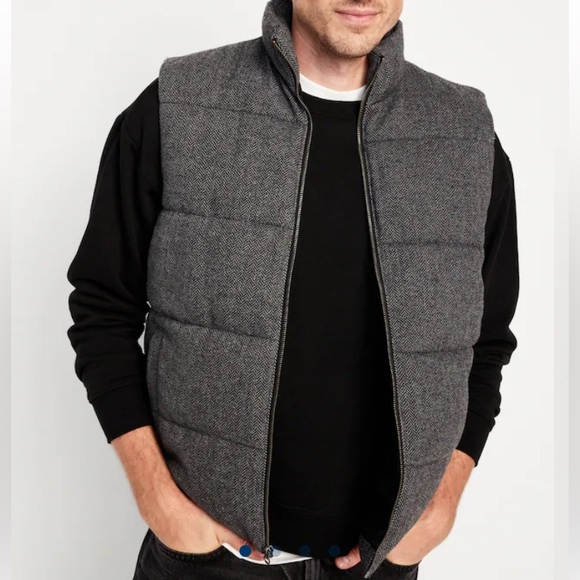 Old Navy Other - NWOT Old Navy full zip vest men’s size medium.